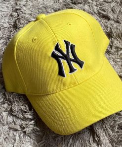 Gorra 1.6 Amarilla NY Negro