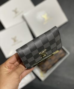 Billetera Corta Para Dama Pequeña LV 3 Cuerpos