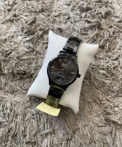 Qyq Dama Negro Fondo Negro