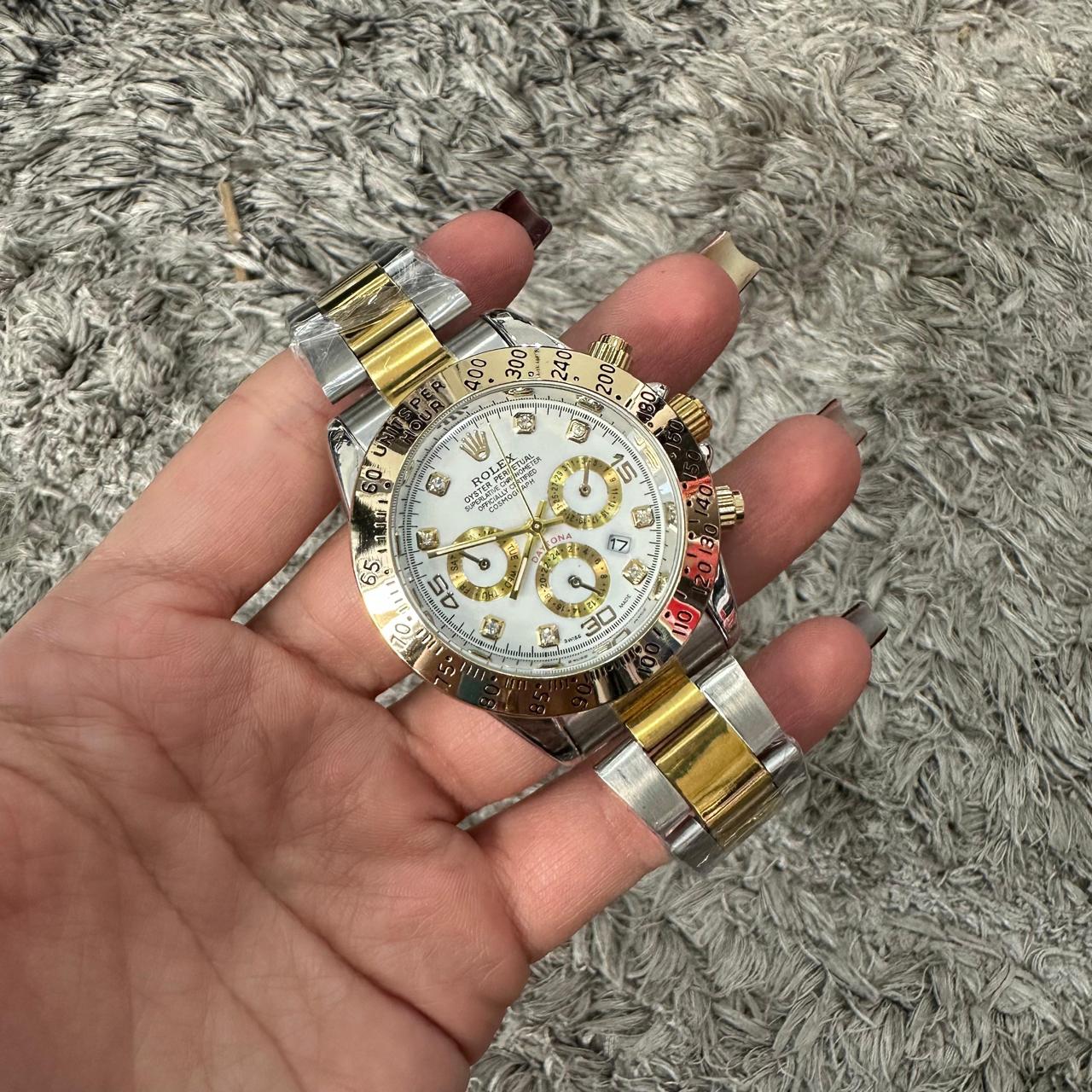 WhatsApp Image 2024-12-04 at 10.32.16 PM