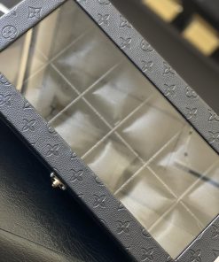 Caja Exhibidora x12 LV Negra