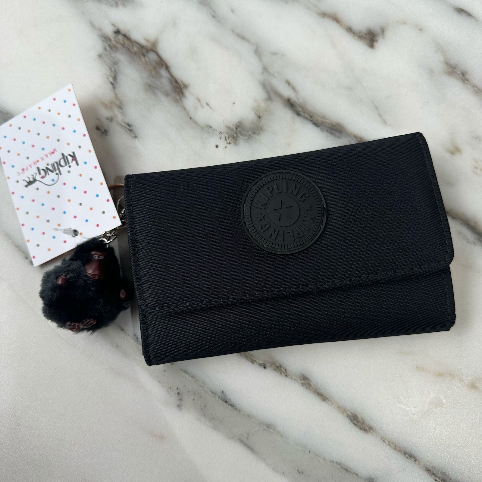 3f745427-cc71-4a4e-9d06-e904b8092bf3